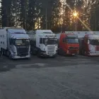 Yrityksen 2 kuva HUITTISTEN SIIRTOKULJETUS OY Tieliikenteen tavarankuljetus  Huittinen 17