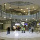 Yrityksen 5 kuva KAUPPAKESKUS KAMPPI Muiden kiinteistöjen vuokraus ja hallinta  Helsinki 18