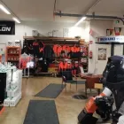 Yrityksen 2 kuva MOTORSHOP NOKIA OY Veneiden ja veneilytarvikkeiden vähittäiskauppa  Nokia 11