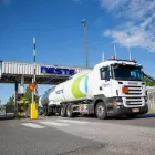 Yrityksen 4 kuva NESTE OYJ Nestemäisten ja kaasumaisten polttoaineiden tukkukauppa  Espoo 18