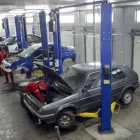 Yrityksen 1 kuva PUNAVUOREN AUTOHUOLTO OY Moottoriajoneuvojen huolto ja korjaus (pl. renkaat)  Helsinki 18