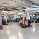 Yrityksen 1 kuva RJV AUTOHUOLTO OY HELSINKI Muu maaliikennettä palveleva toiminta  Helsinki 18