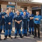 Yrityksen 3 kuva RJV AUTOHUOLTO OY HELSINKI Muu maaliikennettä palveleva toiminta  Helsinki 18