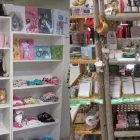 Yrityksen 4 kuva SP-LAHJAT KY Lahjatavaroiden ja askartelutarvikkeiden vähittäiskauppa  Himanka 14