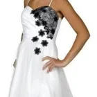 Yrityksen 3 kuva TUHKIMO Vaatteiden yleisvähittäiskauppa  Vaasa 12