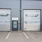 Yrityksen 1 kuva UUDENMAAN AUTOLASIPOJAT OY Lasitus  Vantaa 18