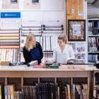 Yrityksen 1 kuva VÄRISILMÄ ESPOO MUURALA Tapettien ja lattianpäällysteiden vähittäiskauppa  Espoo 18