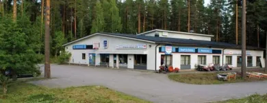 Yrityksen 6 kuva KEURUUN AUTO OY Moottoriajoneuvojen huolto ja korjaus (pl. renkaat)  Keuruu 08