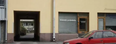 Yrityksen 1 kuva KIINTEISTÖ- JA TALONHOITO OY Asuntojen ja asuinkiinteistöjen hallinta  Helsinki 18