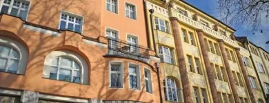 Yrityksen 3 kuva KIINTEISTÖ- JA TALONHOITO OY Asuntojen ja asuinkiinteistöjen hallinta  Helsinki 18