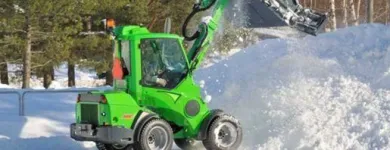 Yrityksen 8 kuva KONETALO VAINIKKA Maa- ja metsätalouskoneiden ja -tarvikkeiden tukkukauppa mukaan lukien traktorit  Helsinki 18