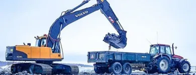 Yrityksen 3 kuva KONEURAKOINTI HANNU PELTOLA Rakennuspaikan valmistelutyöt  Himanka 14