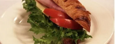 Yrityksen 1 kuva KOTILEIPOMO ANTINKAAPO OY Leivän valmistus; tuoreiden leivonnaisten ja kakkujen valmistus  Rovaniemi LL