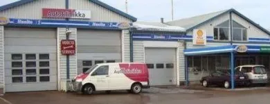Yrityksen 2 kuva KOTKAN AUTOKLINIKKA OY FIXUS CENTER Moottoriajoneuvojen huolto ja korjaus (pl. renkaat)  Kotka 09