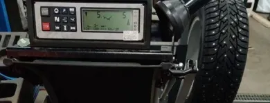 Yrityksen 2 kuva LUJAKUMI OY Renkaiden vähittäiskauppa  Rauma 17