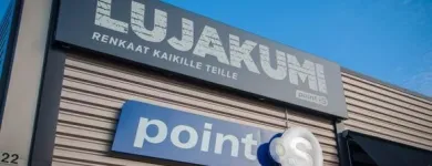 Yrityksen 3 kuva LUJAKUMI OY Renkaiden vähittäiskauppa  Rauma 17