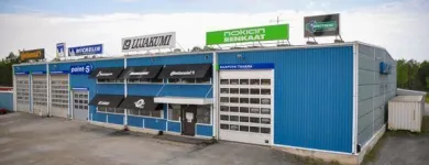 Yrityksen 10 kuva LUJAKUMI OY Renkaiden vähittäiskauppa  Rauma 17