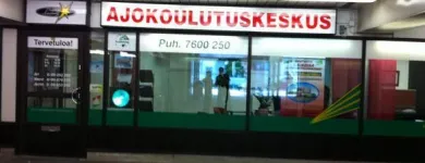 Yrityksen 3 kuva MIKKELIN AJOKOULUTUSKESKUS Kuljettajakoulutus  Mikkeli 04