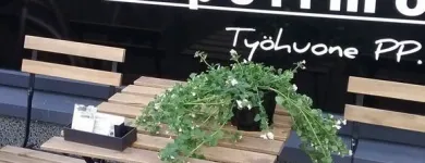 Yrityksen 3 kuva OMPELIMO TYÖHUONE PP. Muiden vaatteiden ja asusteiden valmistus  Helsinki 18