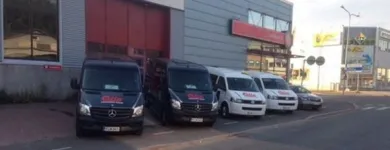 Yrityksen 2 kuva ROOPETAKSIT 743 Taksiliikenne  Helsinki 18