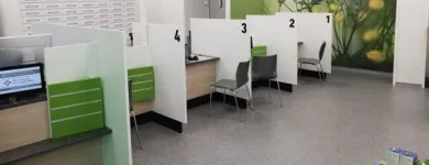 Yrityksen 2 kuva SIMONKYLÄN UUSI APTEEKKI  Vantaa 18