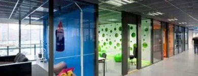 Yrityksen 4 kuva SININEN METEORIITTI OY Muualla luokittelematon tietopalvelutoiminta  Helsinki 18