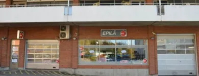 Yrityksen 6 kuva TAMPEREEN AUTOLASIPALVELU OY Moottoriajoneuvojen huolto ja korjaus (pl. renkaat)  Tampere 11