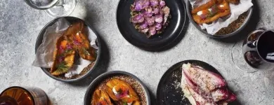 Yrityksen 2 kuva VIINIBAARI APOTEK  Helsinki 18