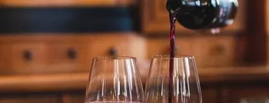 Yrityksen 10 kuva VIINIBAARI APOTEK  Helsinki 18