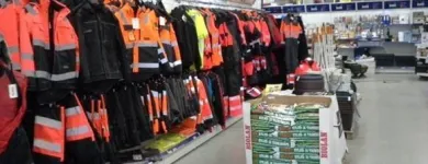 Yrityksen 6 kuva YRJÄNÄN RAUTA OY Rauta- ja rakennustarvikkeiden yleisvähittäiskauppa  Pyhäjoki 14