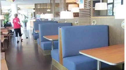 Yrityksen 3 kuva VERHOILUPALVELU SCHRODERUS