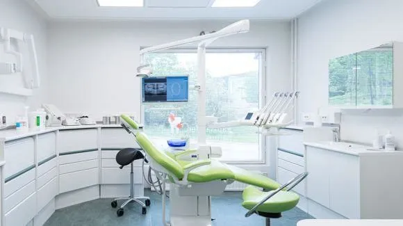 Yrityksen 8 kuva KAUKLAHDEN HAMMASLÄÄKÄRIT-KÖKLAX TANDLÄKARE OY AB