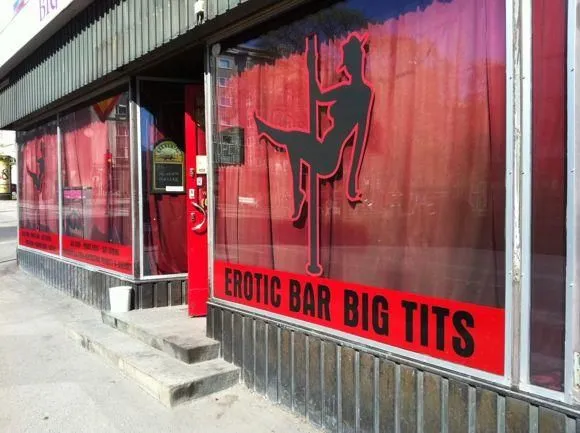 Yrityksen 3 kuva EROTIC CLUB BIG TITS